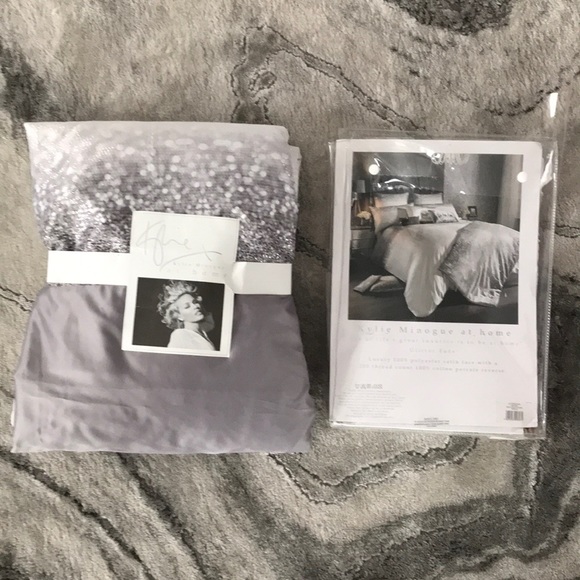 kylie minogue Bedding Kylie Minogue King Size Quilt Cover Poshmark